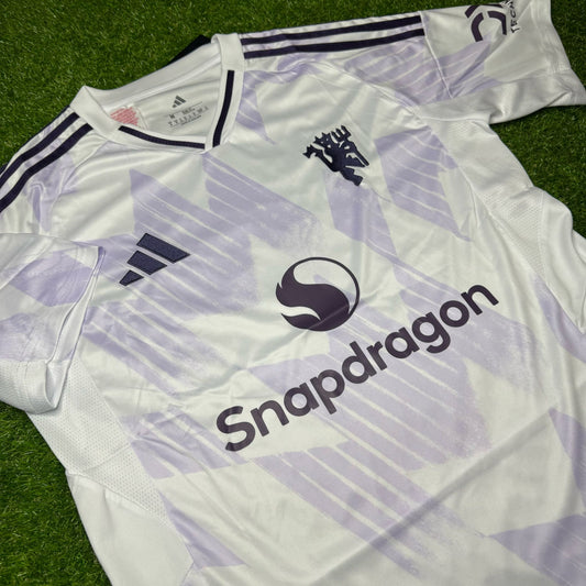 MAN UTD AWAY FAN VERSION 2025/26